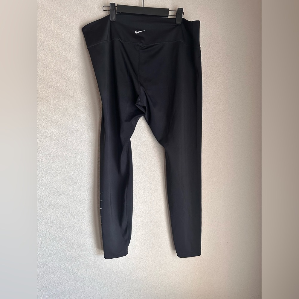 Nike Swoosh Run leggings - Picture 3 of 7